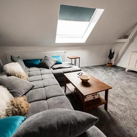 Me Living 130qm Zentrum Semesterbostad *